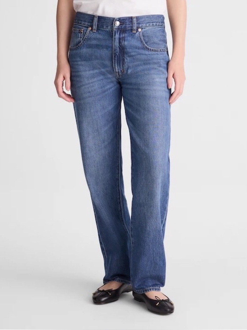 Madewell The Dean Easy Low Rise Straight Jean Airy Denim in Birkdale Wash